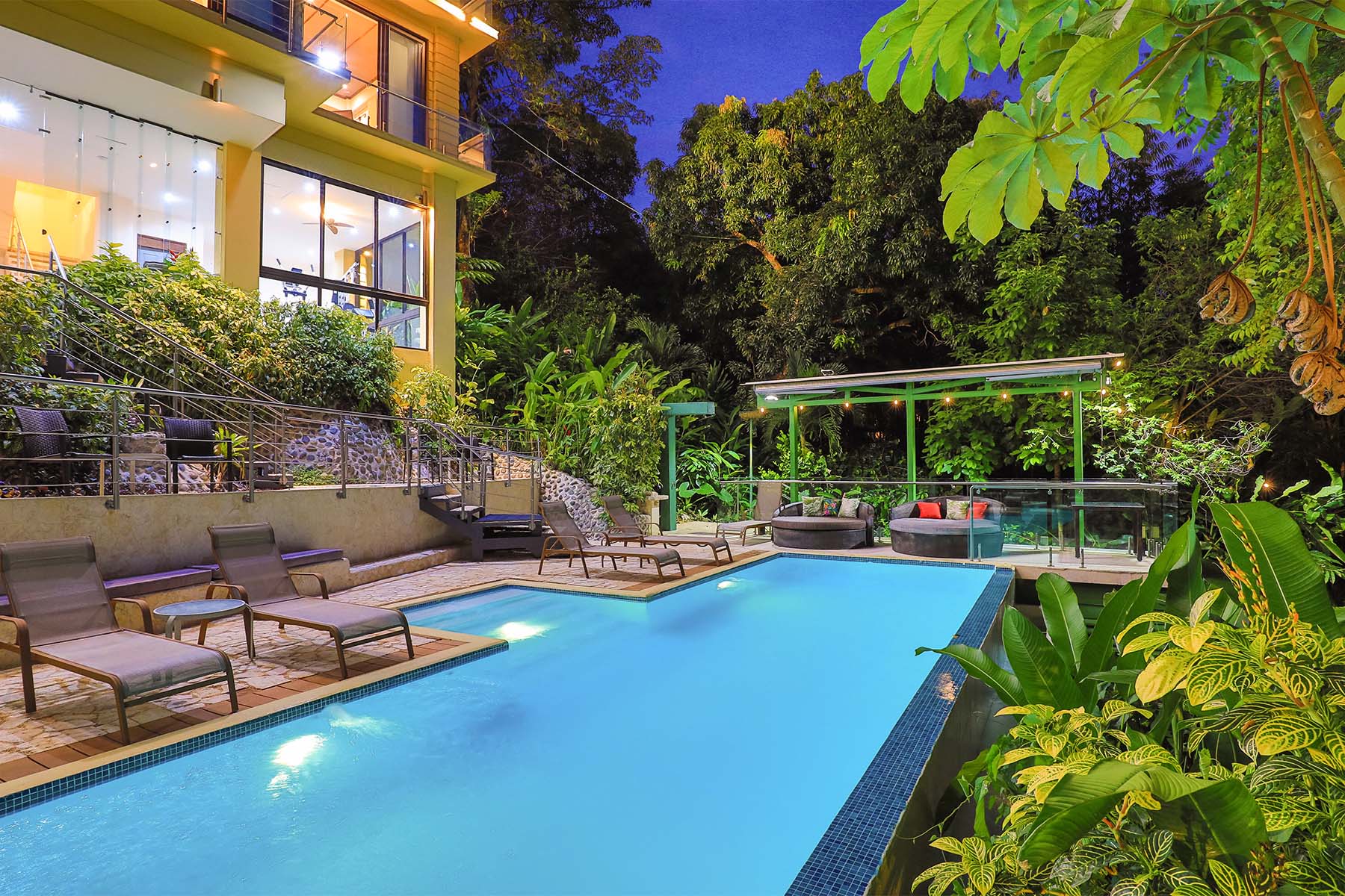 Unit 704 – 06 – Pool