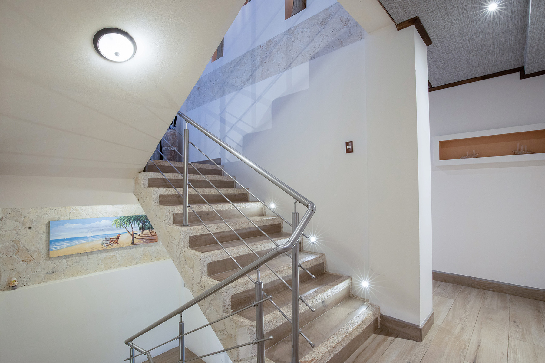 Unit 704 – 32 – Staircase