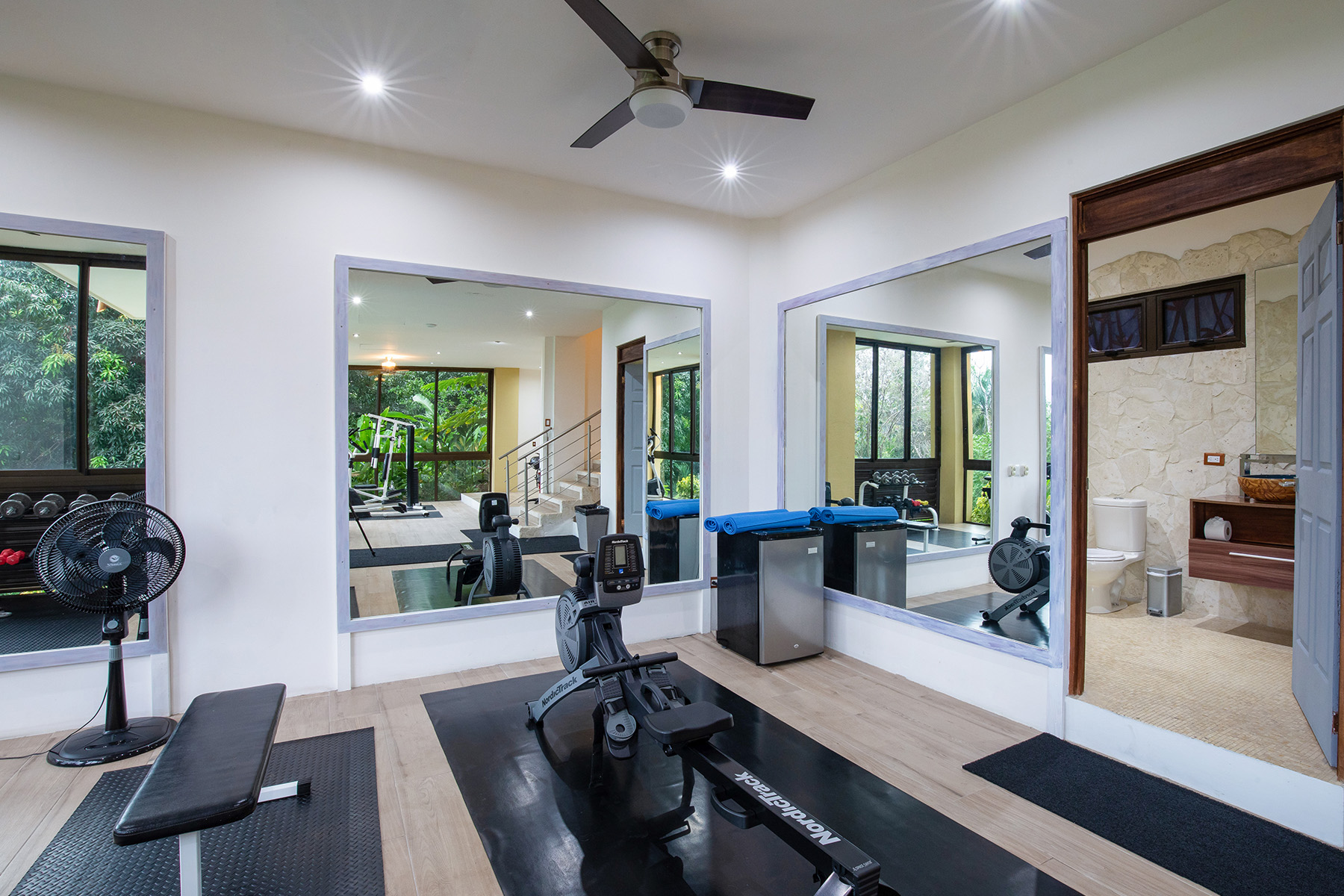 Unit 704 – 35 – Gym