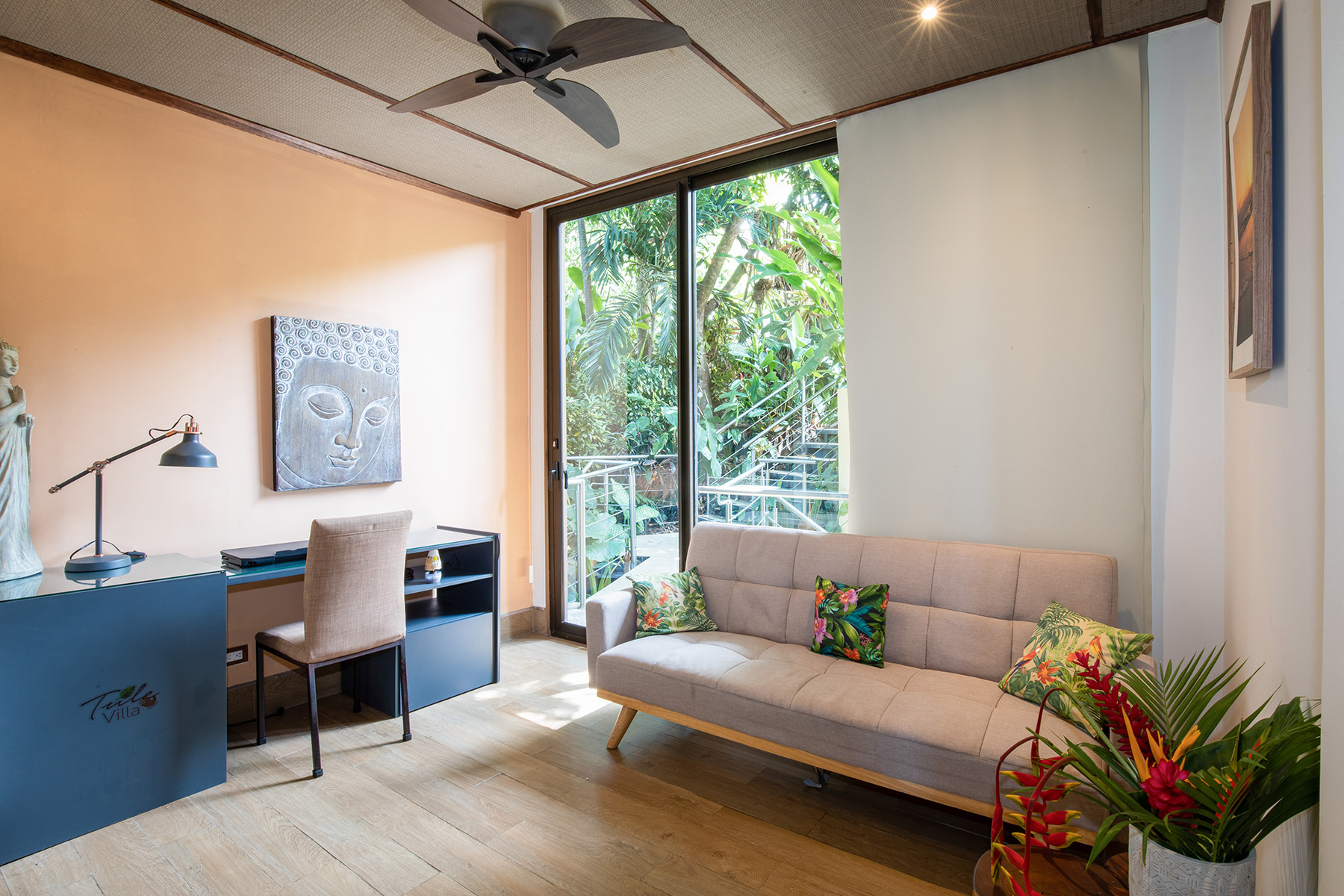 Unit 704 – 38 – Office