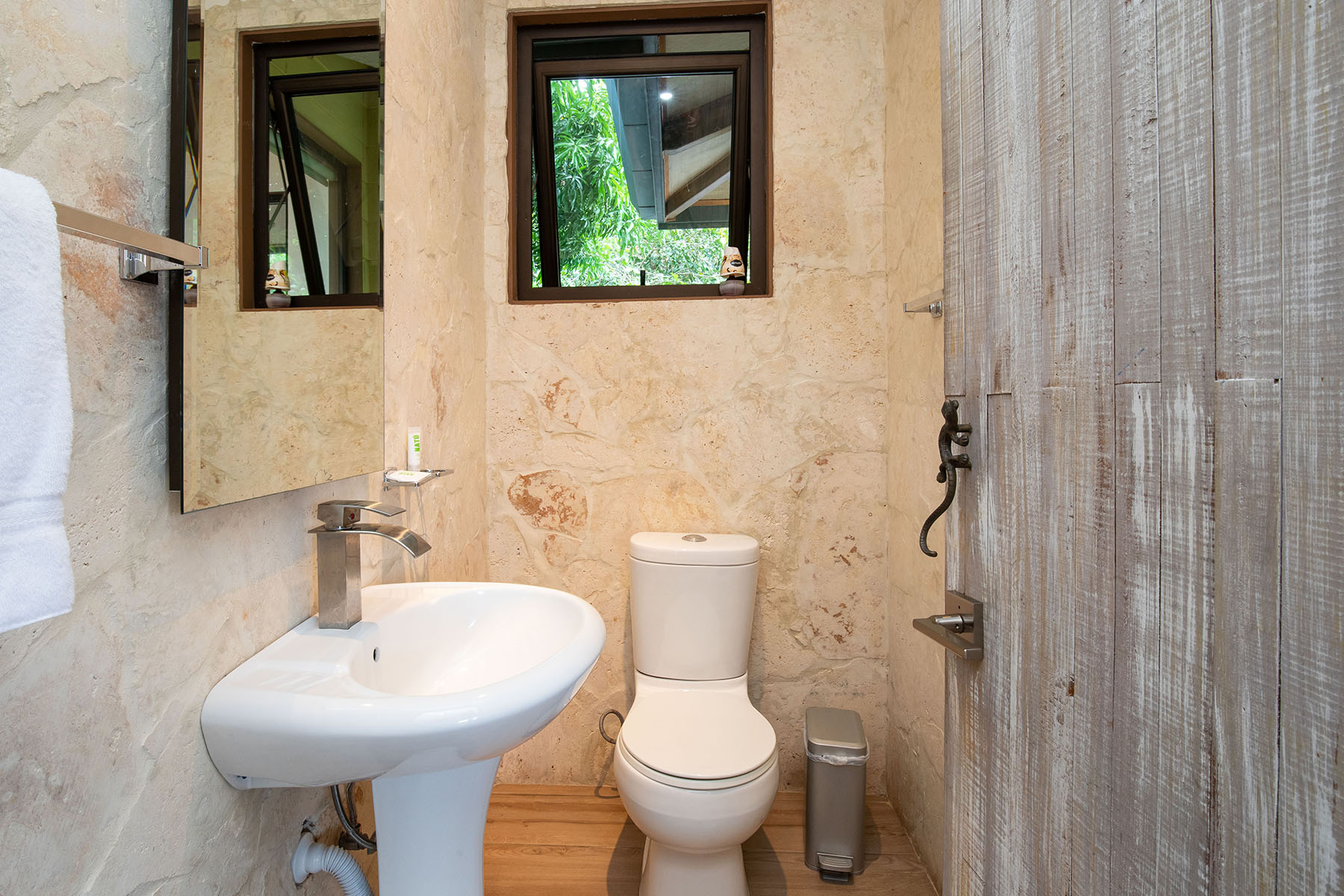 Unit 704 – 39 – Half Bathroom