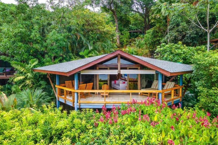 Tulemar-Resort-Casa-de-las-flores